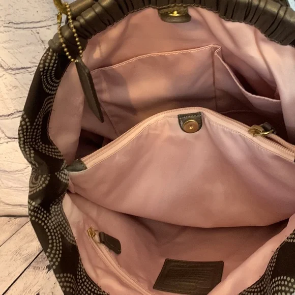 COACH  MADISON OP SIGNATURE LOGO - Picture 7 of 7